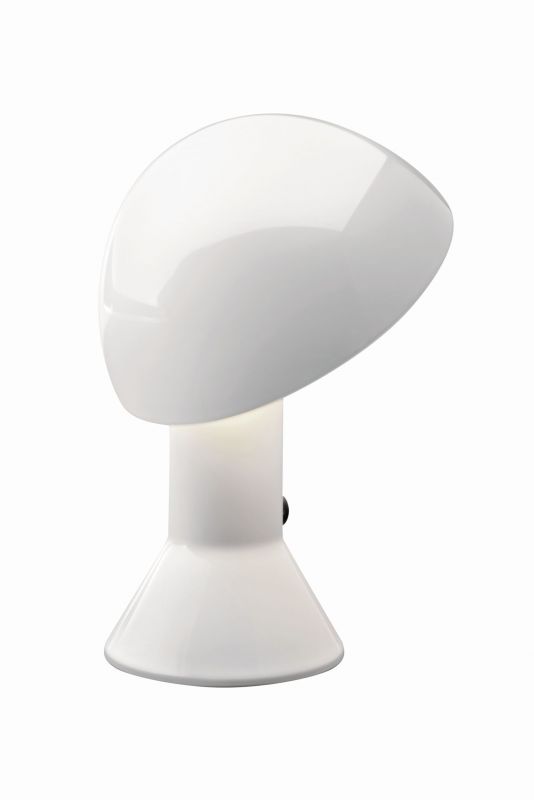 Weiße Elmetto Tischleuchte von Martinelli Luce, modernes Design für Wohnzimmer und Schlafzimmer.